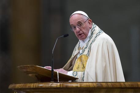 Pedofilia, Papa: ‘Come può un prete causare tanto male?’ ‘Un segno del diavolo, saremo severissimi’