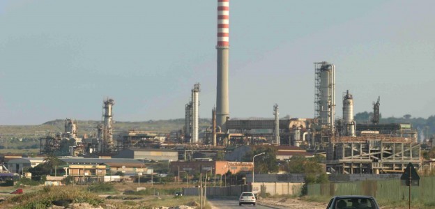 Siracusa appello della Cgil : “Contrastare in maniera immediata l’emarginazione dal resto d’Italia dei nostri apparati industriali”