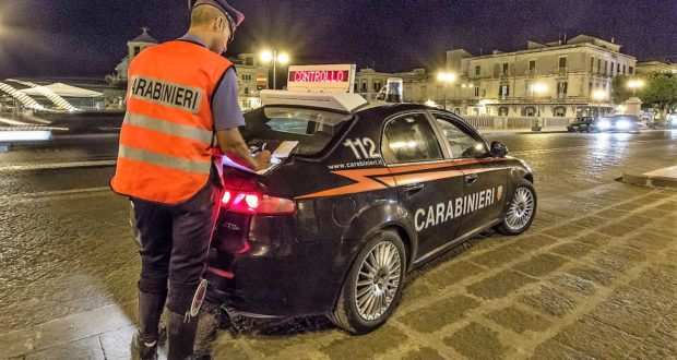 Siracusa, lite in una villetta: intervengono i carabinieri