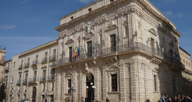 Siracusa. Amministrative di giugno: la paura a 5Stelle, Foti e Cafeo puntano su Liddo Schiavo e nel centrodestra regna la confusione