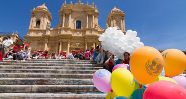 Noto, “Nei Luoghi della Bellezza”, workshop e progetto fotografico per l’anteprima