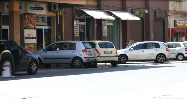 Siracusa, appiccato incendio a una macelleria