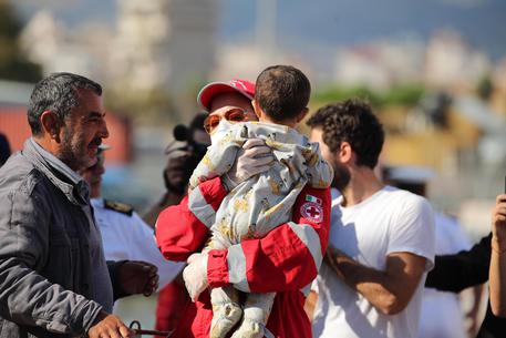 Ancora sbarchi di migranti in Sicilia A Lampedusa barcone con 160 persone