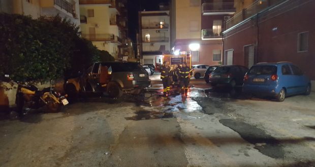 Incendio auto sindaco, i 4 parcheggiatori: “Siamo estranei”