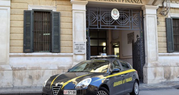 Siracusa, operazione della guardia finanza: sequestrati oltre 3 milioni di euro