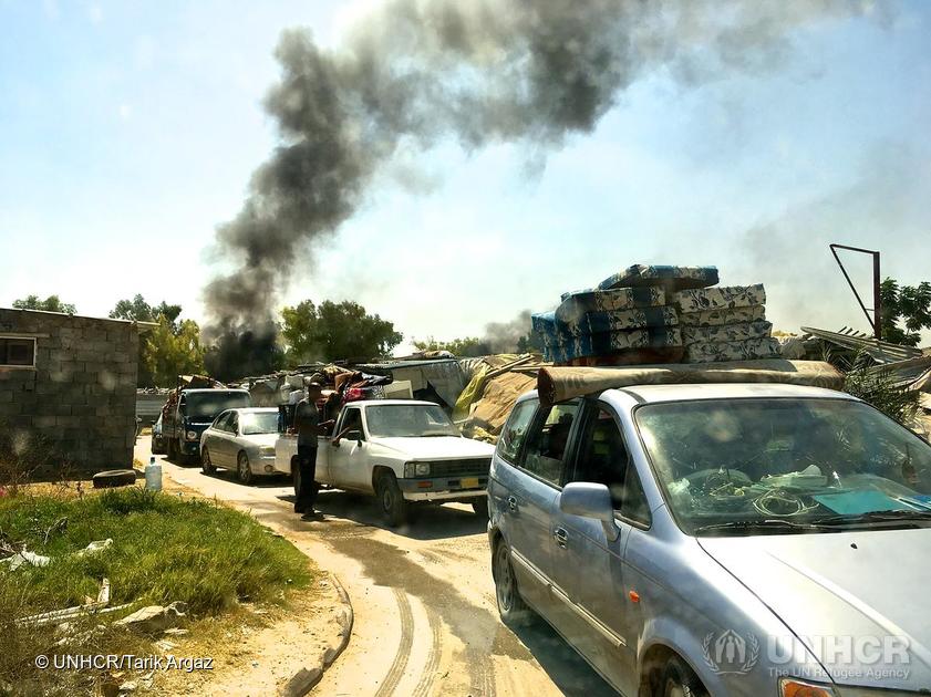 Gli scontri in corso a Tripoli minacciano la vita di civili, rifugiati e migranti