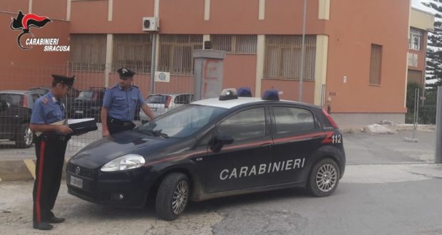 Scoperto hashish nei bagni di una scuola di Pachino