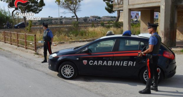 Lentini, scippò una donna: arrestato un 17enne