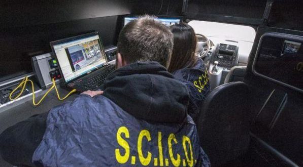 Le mani della mafia sulle scommesse online: sequestri anche nel Siracusano