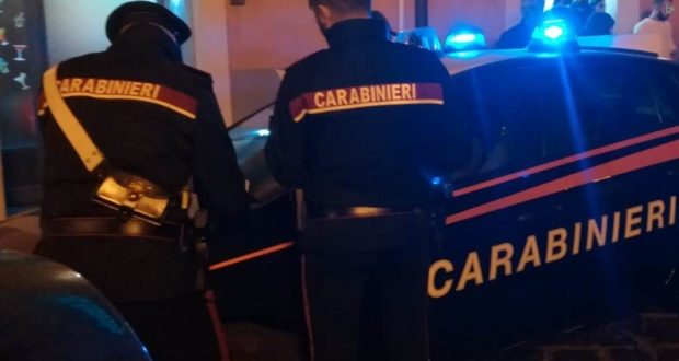 Carlentini, picchia la convivente:  in manette un carlentinese