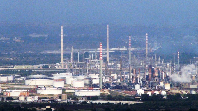 Enzo Parisi di Legambiente informa: interrogazione al Ministro dell’Ambiente sulle emissioni velenose