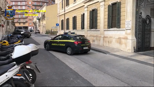 Siracusa. Resistenza a pubblico ufficiale e ricettazione di un motociclo: arrestati 2 pregiudicati