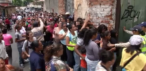 L’UNHCR apre un centro di accoglienza al confine colombiano per assistere i venezuelani vulnerabili