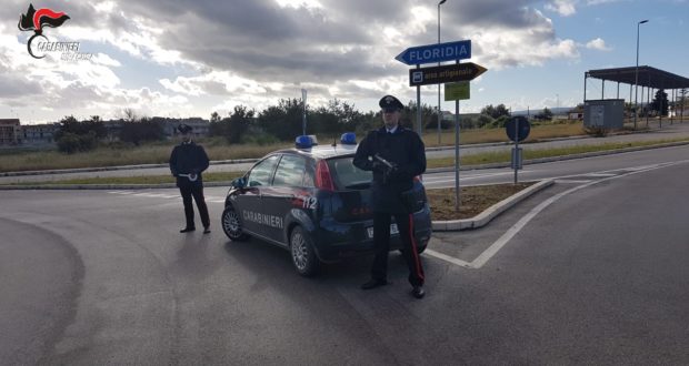 Floridia: Tenta il suicidio con una bombola di gas, salvato in extremis dai carabinieri