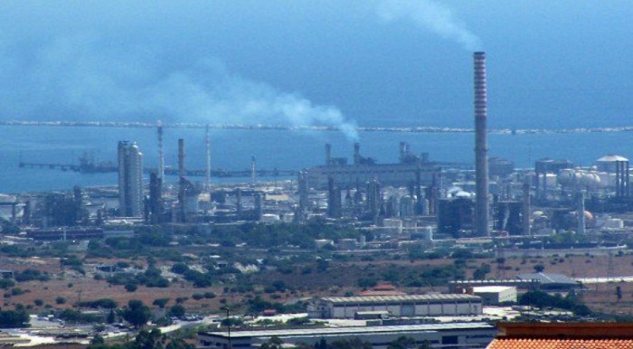 La Fiom: “Immaginare un nuovo modello industriale per il petrolchimico di Priolo ”