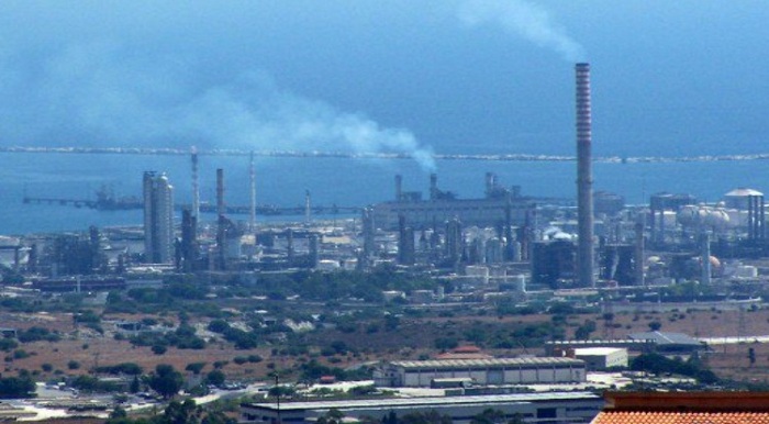 Petrolchimico di Siracusa, Ternullo (FI): “Non vorrei che dietro le scelte di Lukoil e Versalis sui termovalorizzatori ci siano le mancate risorse al comparto dal PNRR. Serve un immediato tavolo tecnico a Roma”