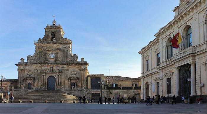 Risultati immagini per immagine di siracusa centro