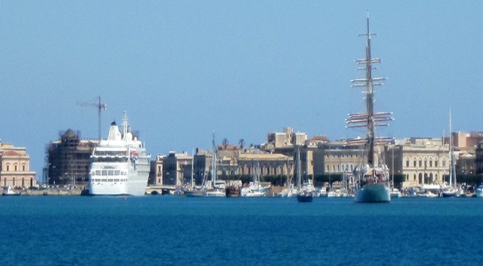 Porto di Siracusa, tutti in attesa della banchina 2