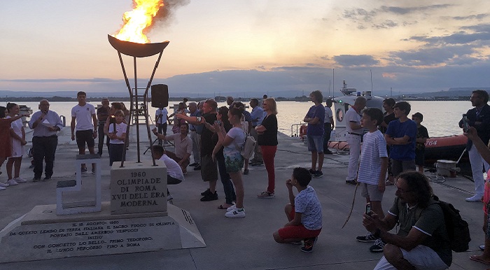 Partito il conto alla rovescia per le celebrazioni del 60/mo anniversario dell’arrivo a Siracusa della Fiaccola Olimpica-Foto-