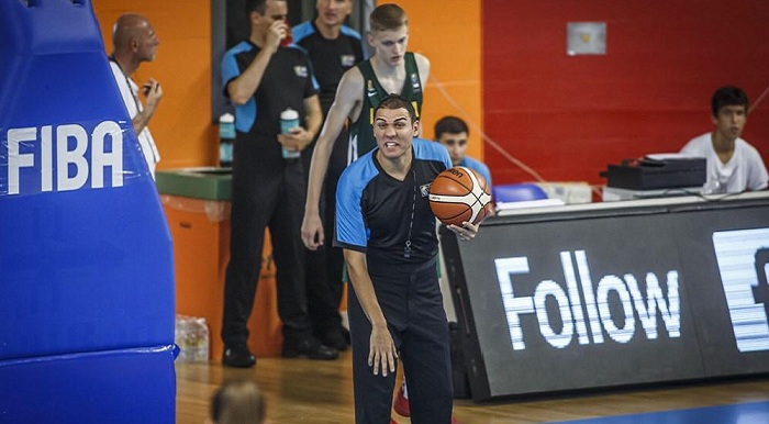 Il priolese Attard dirige la finale degli europei di basket under 16 -FOTO-