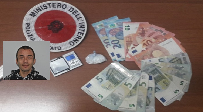 Avola. Cocaina nascosta all’interno dell’intelaiatura di una motocicletta: arrestato 25 enne