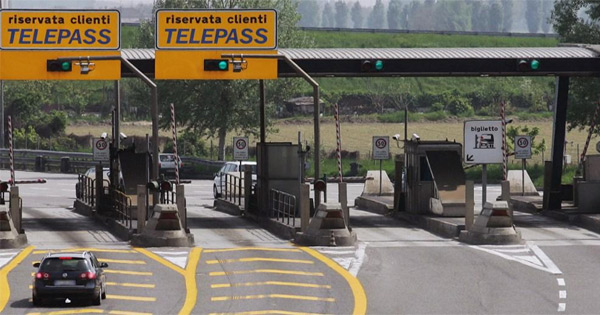 Coronavirus:  in Sicilia autostrade gratis per gli autotrasportatori