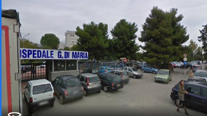 Atti vandalici nel parcheggio dell’ospedale Di Maria , sindaco di Avola: “domani Comitato Ordine e sicurezza”