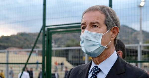 Covid, Musumeci:”Non sospenderemo cure per pazienti che non hanno coronavirus”