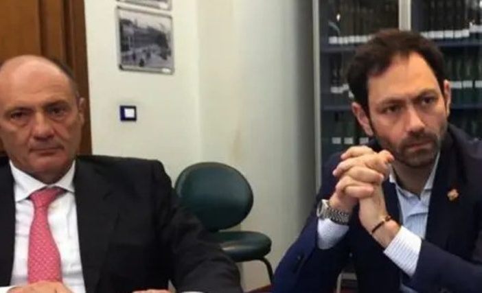 Covid- M5S: “Posti letto, nessuna chiarezza all’Ars. Da Razza niente numeri solo difesa d’ufficio del suo dirigente”