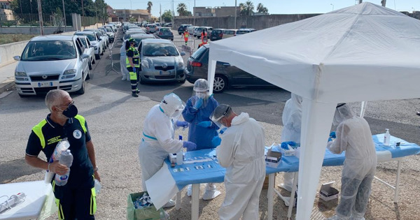 Covonavirus, Sicilia – Screening con i tamponi rapidi in quaranta città dell’Isola