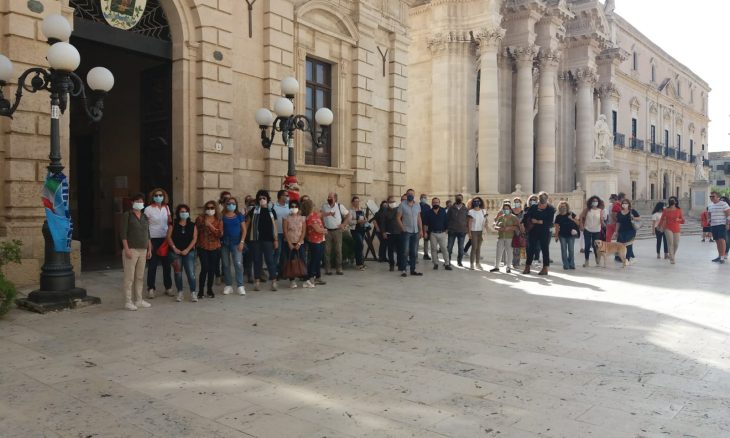 Sindacati: “Sospiro di sollievo per 12 lavoratori ideal service”