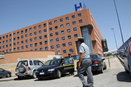 Caso vaccini – Donna muore ad Agrigento, aperta inchiesta: settantenne deceduta per sospetta trombosi