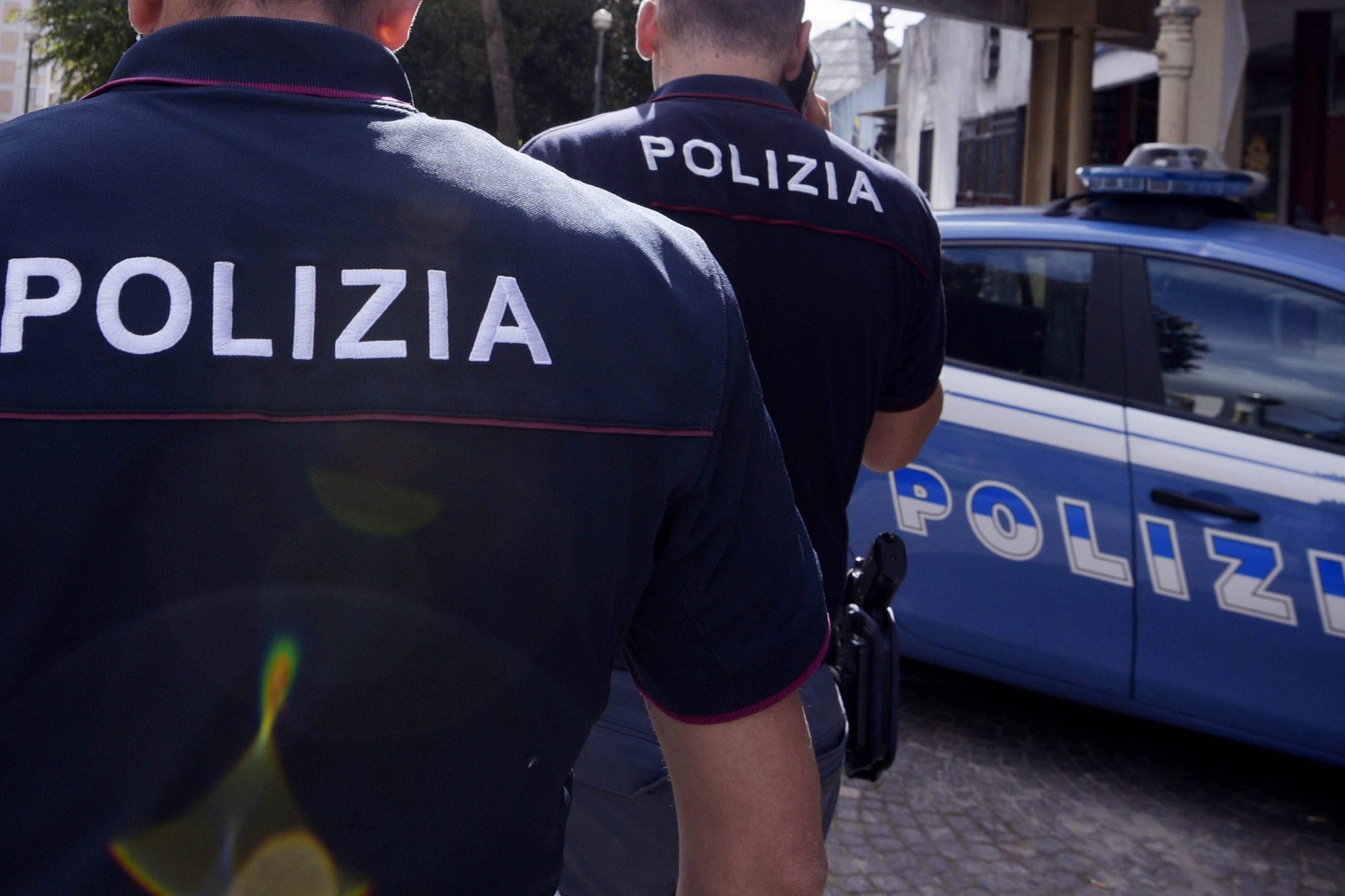 Ottantenne accoltellato in casa a Catania, un fermato – Corpo scoperto 4 giorni fa