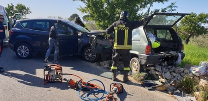 Incidenti stradali: in Sicilia 2 morti, grave un tredicenne – Frontale nel Ragusano – Ragazzo investito  Chiaramonte Gulfi nell’Agrigentino