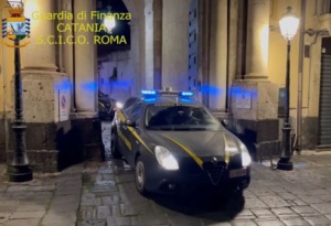 Droga: Gdf sgomina 'cartello' a Catania, ordinanza per 13