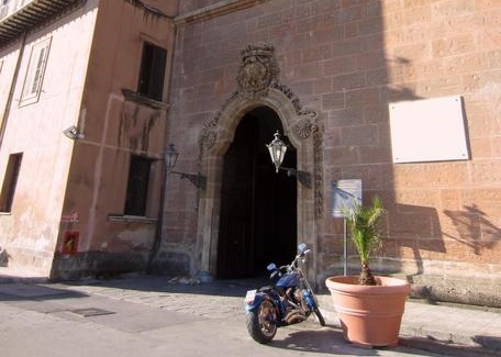 Sicilia – Capogruppo M5s positivo al Covid: sospesa seduta Ars, bloccata l’attività parlamentare regionale