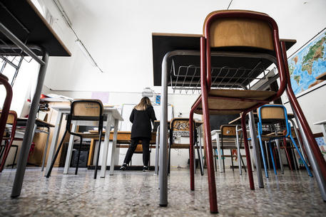 Catania: Insegnante ha percepito stipendio e pensione per oltre 12 anni