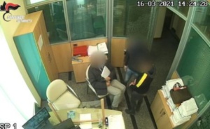 Assalto in banca nel Nisseno, tre arresti dei carabinieri