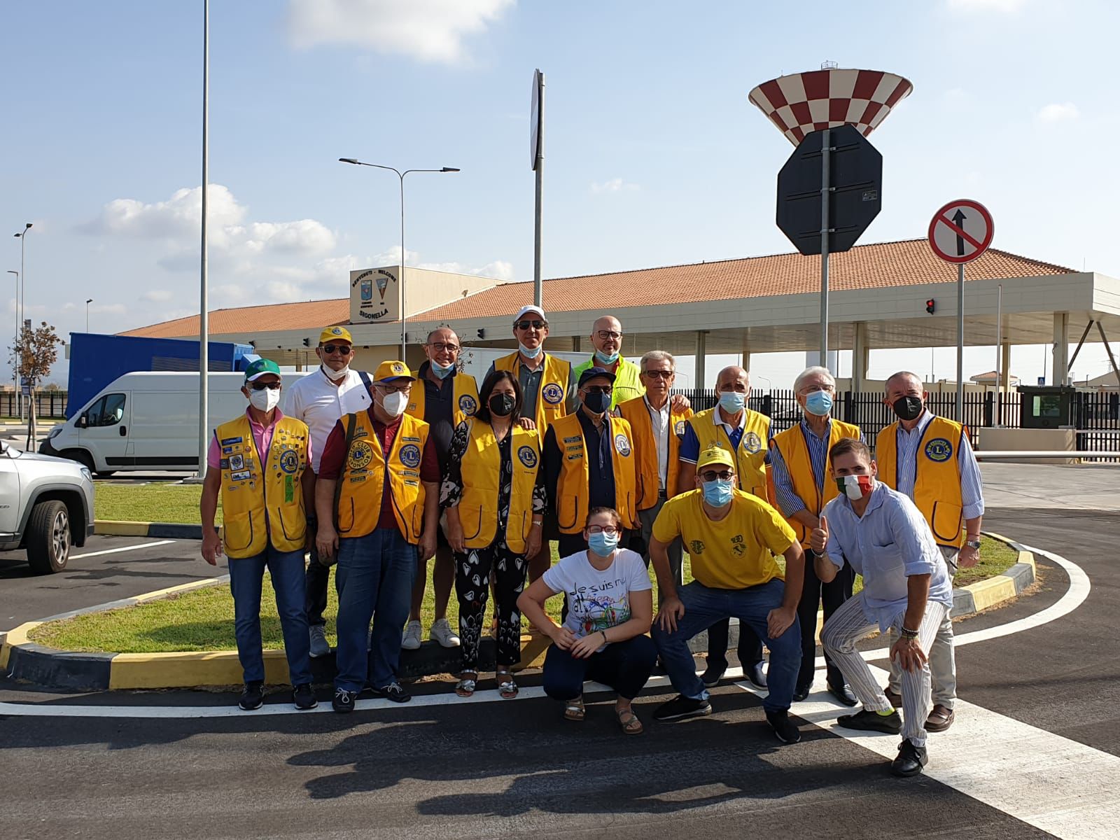 Lentini. Lions Club di Lentini aiuti e solidarietà agli afghani