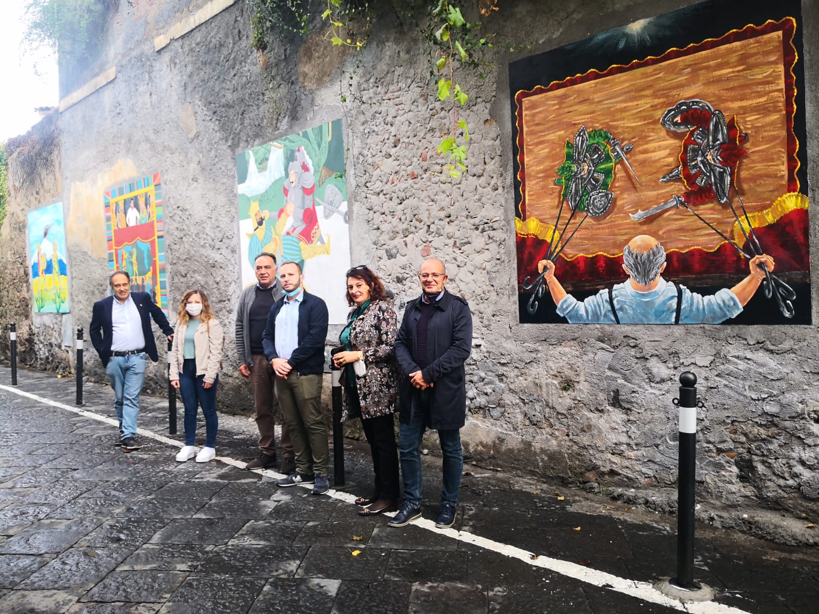 Acireale, i murales dell’opera dei pupi