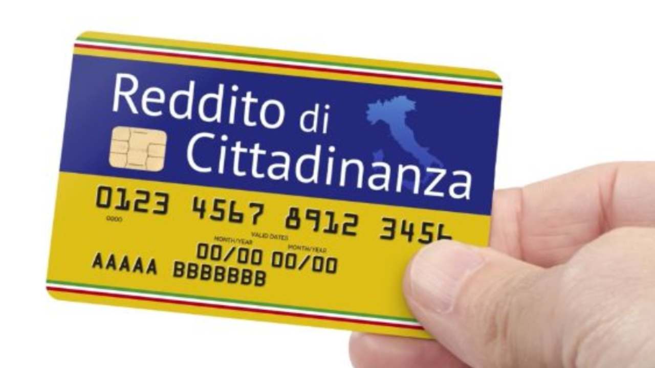 Percettore reddito di cittadinanza incline a commettere reati, la Polizia scrive All’Inps che revoca il sostegno economico