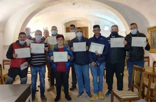 Canicattini Bagni consegnati attestati corso formazione micologica