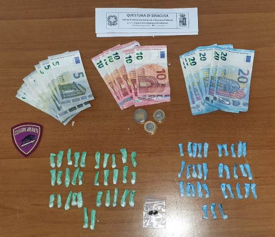 Siracusa: lotta alle piazze dello spaccio, arrestato pusher