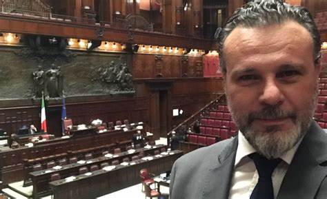 150° nascita don Sturzo, Rizzo (M5S) : “Un faro per la democrazia, portò i ceti popolari alla vita politica”