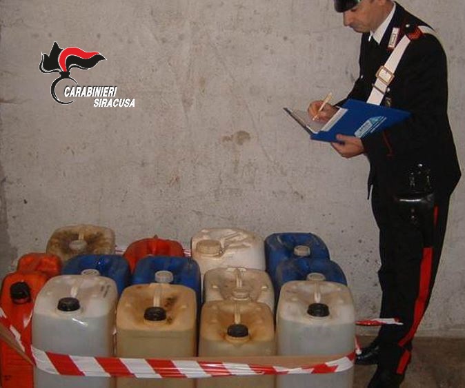 Noto, tentato furto di carburante da azienza vinicola: arrestati dai Carabinieri
