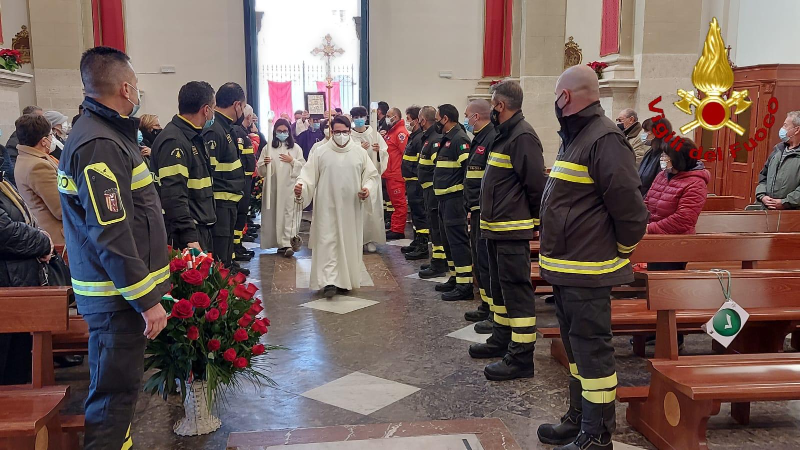 Ottava di Santa Lucia i vigili del fuoco alla Chiesa del Sepolcro