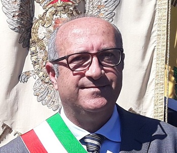 Il sindaco di Carlentini  Giuseppe Stefio aderice al Pd