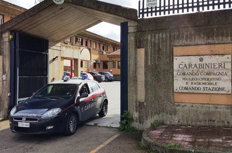 Catania – Uomo tenta rapina in merceria, ma il titolare reagisce e lo fa arrestare