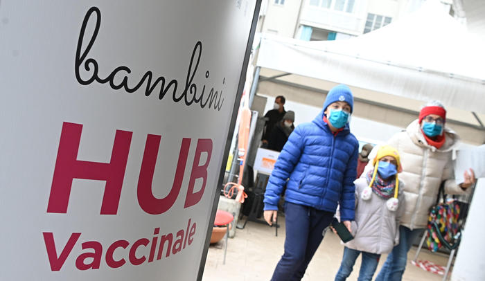 Covid –  Sicilia in arancione, boom di vaccinazioni