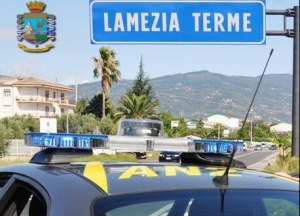Blitz della Guardia di Finanza, sequestrati beni per 800 milioni a tre imprenditori calabresi